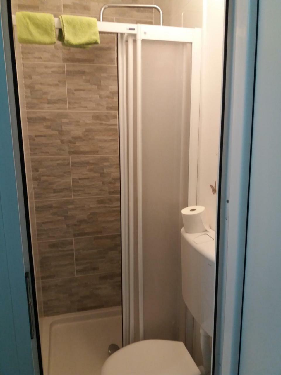 Apartmani Emerald Dream نوفي ساد المظهر الخارجي الصورة